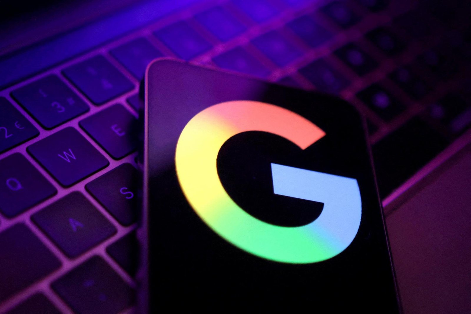 Google zrejme v EÚ dostane ďalšiu protimonopolnú pokutu. Má však šancu sa jej vyhnúť Google zrejme v EÚ dostane ďalšiu protimonopolnú pokutu. Má však šancu sa jej vyhnúť