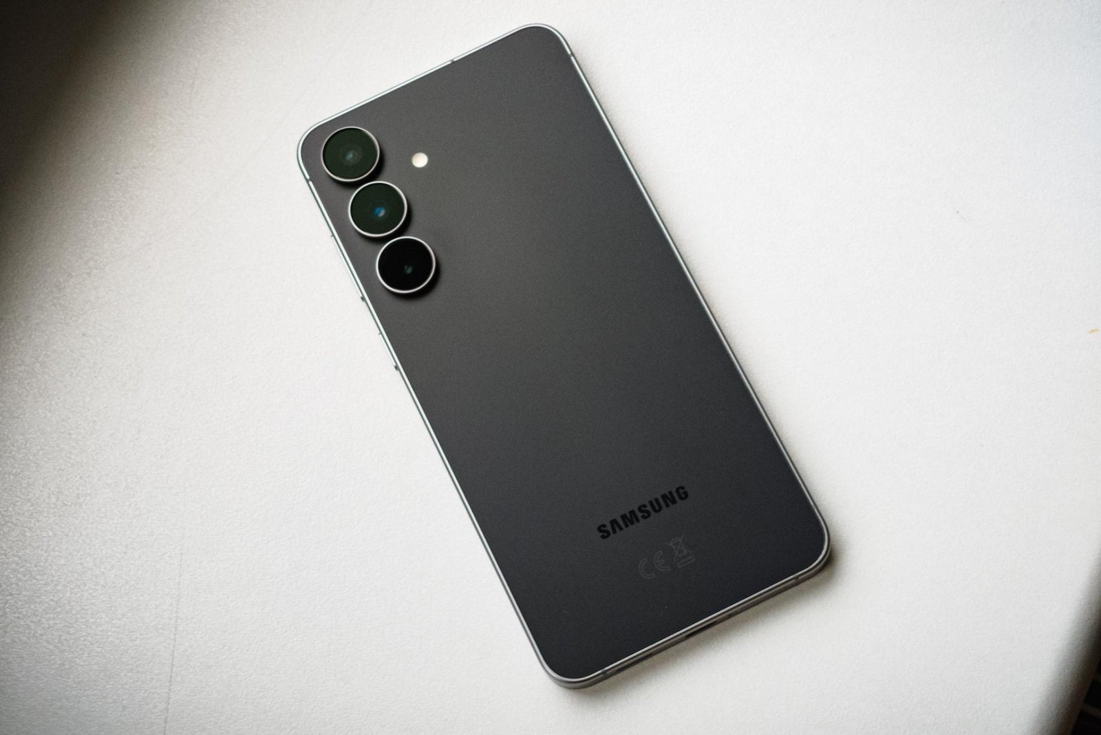 Je tým najlepším fanúšikovským Samsungom vôbec. Dokáže však uspieť v doteraz najsilnejšej konkurencii? Je tým najlepším fanúšikovským Samsungom vôbec. Dokáže však uspieť v doteraz najsilnejšej konkurencii?