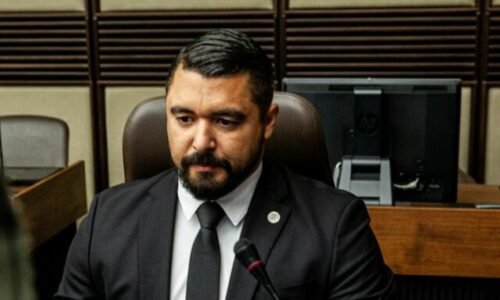 Progresívci žiadajú odvolanie Gašpara, šéfom SIS nemôže byť „mafiánsky plagiátor“