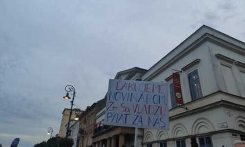 Košice vypískali vládu, na proteste proti ožobračovaniu sa opäť zišli tisíce demonštrantov – VIDEO, FOTO
