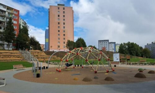 Nový park v Poprade je hotový, v budúcom roku čaká mesto rekonštrukcia námestia – VIDEO, FOTO