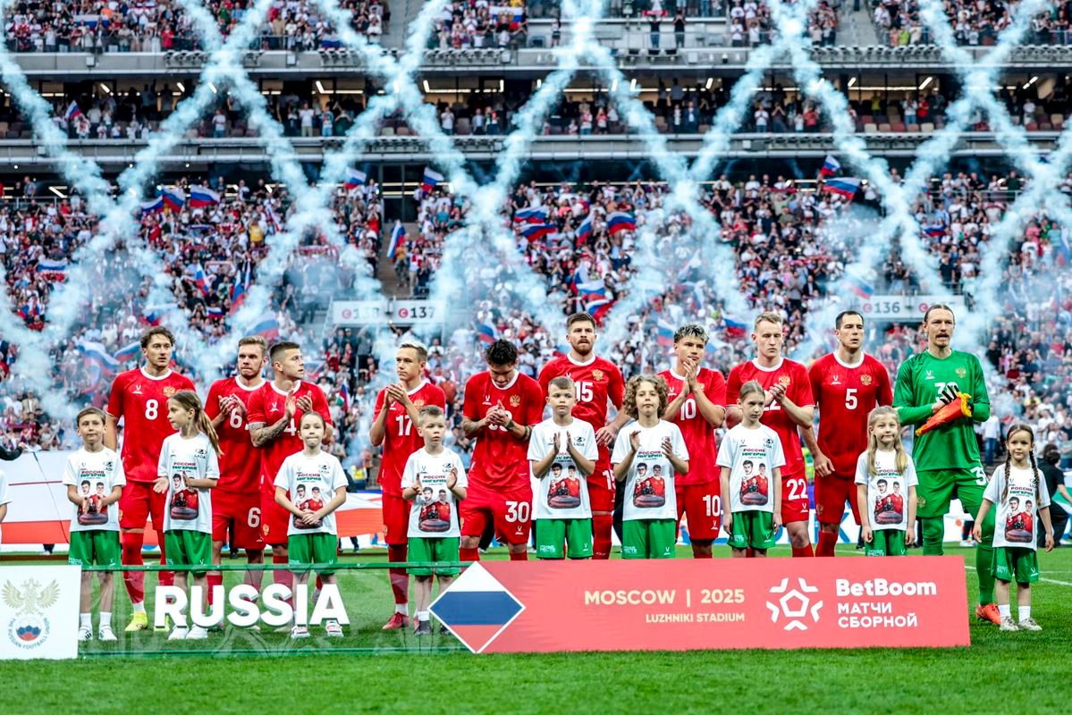Šéf UEFA Čeferin hovoril o návrate Ruska aj o treste pre Izrael. Poukázal na dvojaký meter Šéf UEFA Čeferin hovoril o návrate Ruska aj o treste pre Izrael. Poukázal na dvojaký meter