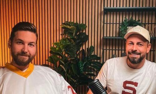 VLÁDCI LEDU HCS jsou tady. Začíná hokejový podcast o pražské Spartě