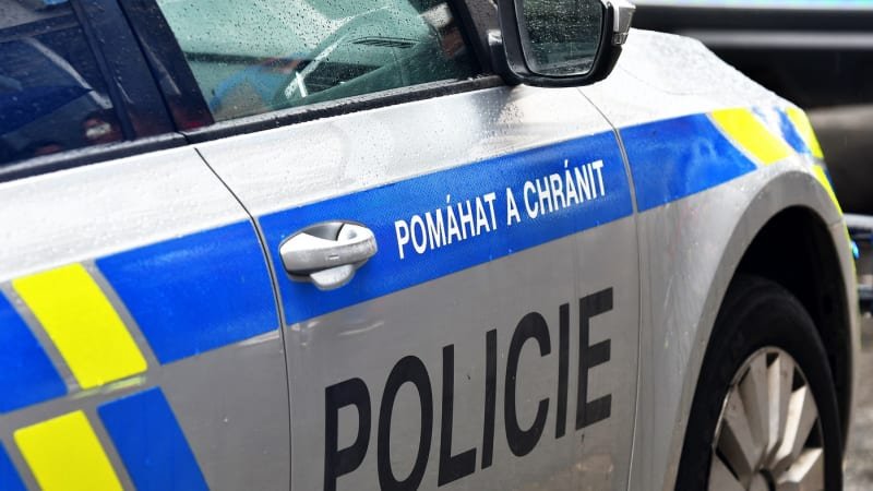 Školačka na Pardubicku měla čelit sexuálnímu napadení. Policisté apelují na rodiče