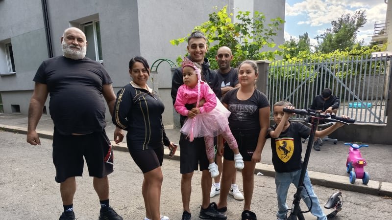 REPORTÁŽ: Celé romské rodiny volí Babiše. Trápí je byznys s chudobou i drahé kobzole