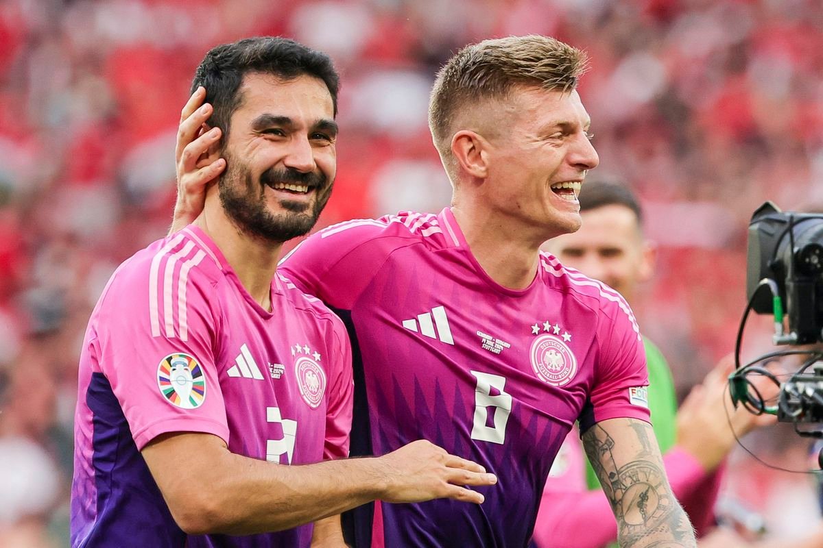 Toni Kroos momentálne neverí vyhláseniam trénera Nemecka: Jeho tím nemá nárok