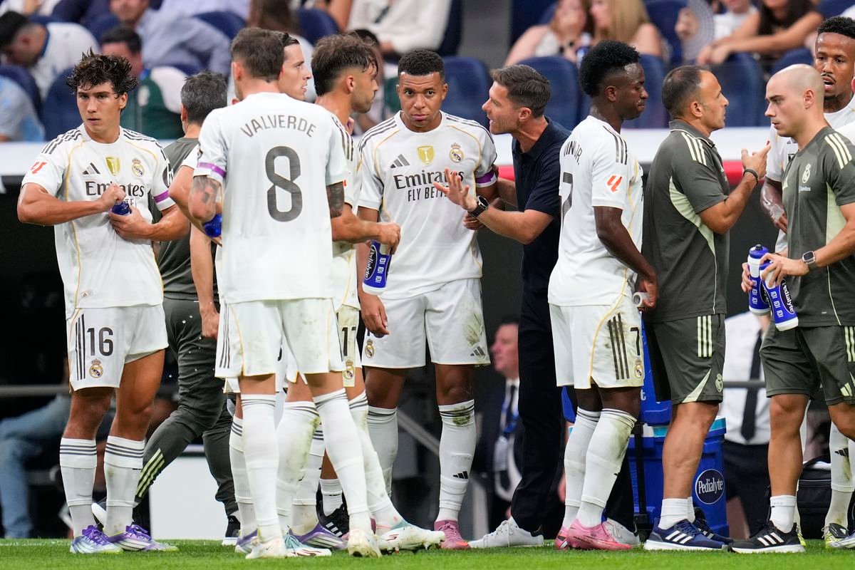 Real Madrid nečakal ani minútu. Pred derby opäť zaútočil na rozhodcu