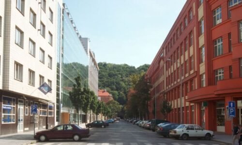 V pražském Karlíně budou jídlo rozvážet roboti. Městská část jim dala zelenou V pražském Karlíně budou jídlo rozvážet roboti. Městská část jim dala zelenou