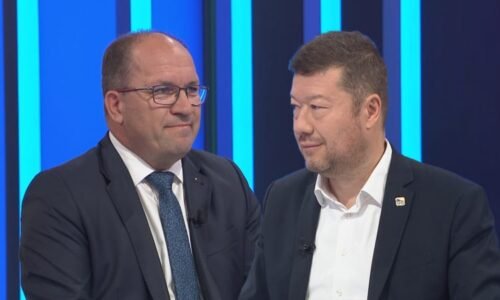Jste prokremelský hlas, rozčílil se Výborný na Okamuru. Chováte se jako dítě, řekl šéf SPD Jste prokremelský hlas, rozčílil se Výborný na Okamuru. Chováte se jako dítě, řekl šéf SPD