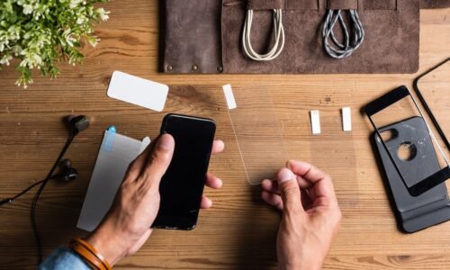 Ako si vybrať kryt, nabíjačku a ďalšie doplnky pre váš iPhone Ako si vybrať kryt, nabíjačku a ďalšie doplnky pre váš iPhone