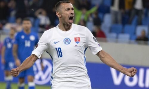 Ďalšia rana: Slovenský tím bez opory proti gigantovi
