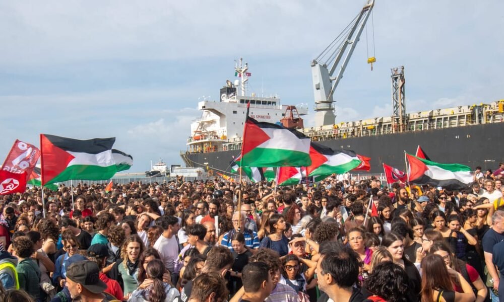 Dockworkers in Italy threaten total block on Israel trade – POLITICO