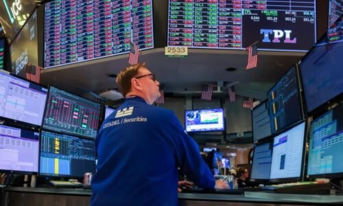 Akciový trh dnes: Futures na Dow rastú, Wall Street sleduje jedinú vec, ktorá by mohla zmariť zníženie sadzieb Fedom. Akciový trh dnes: Futures na Dow rastú, Wall Street sleduje jedinú vec, ktorá by mohla zmariť zníženie sadzieb Fedom.