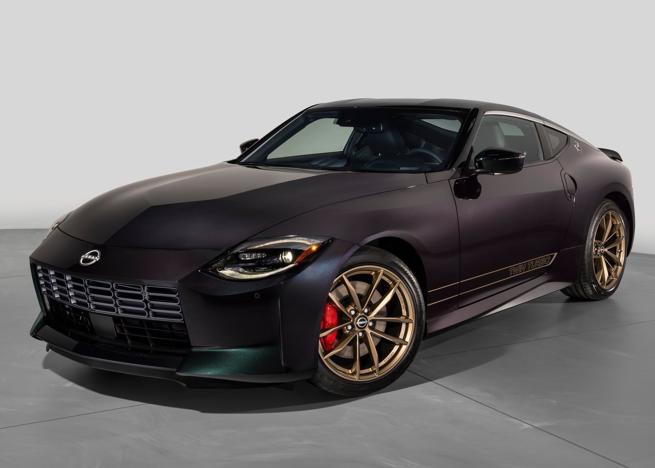 Nissan Z Heritage: Návrat k 90. rokom!