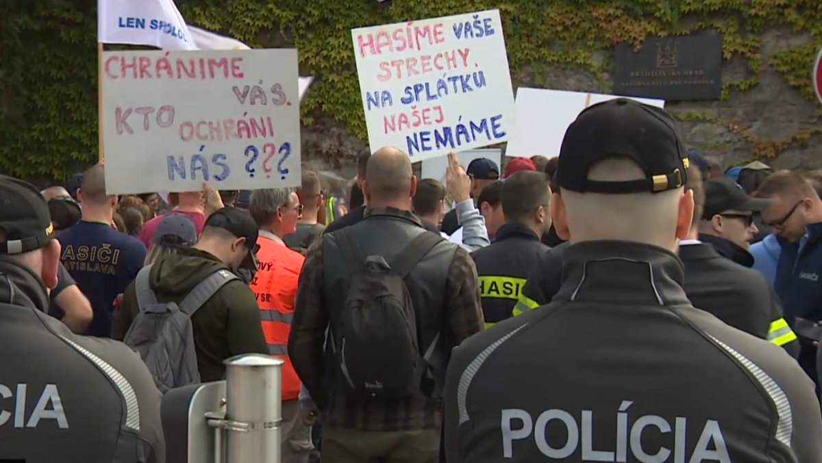 Policajti dostali ponuku na prácu v žandárskych zboroch.