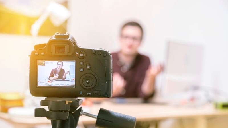 Porazil jsem rakovinu, raduje se oblíbený youtuber Sváťa. Skvělou zprávu oslavil zlatem v běhu