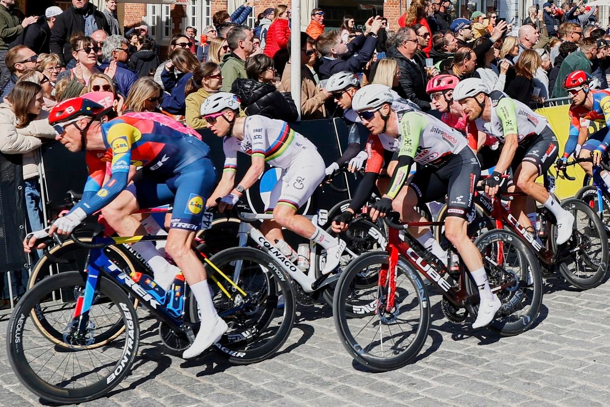 MS: Britský cyklista si zlatú medailu naozaj zaslúžil. Predviedol 36 km víťazné sólo