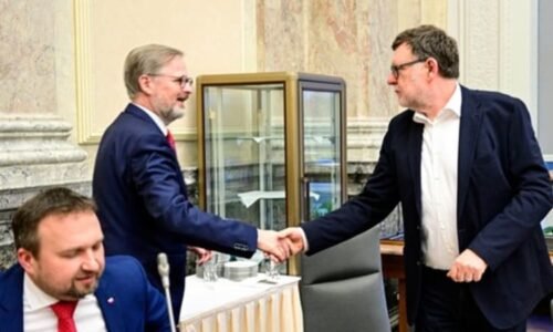 KOMENTÁŘ Andreje Babiše: Bojte se Fialy, který se vysokými důchody chlubí