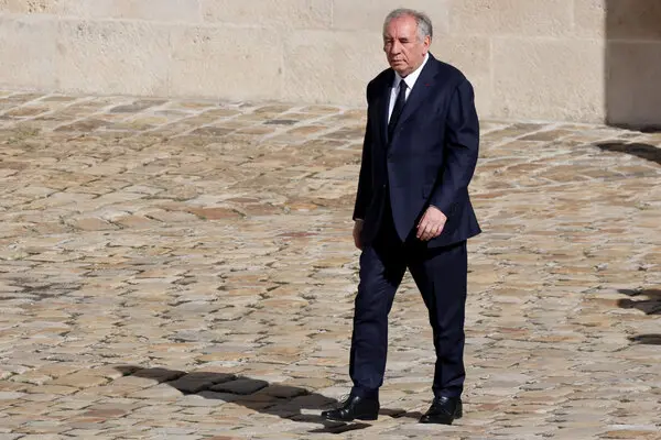 NYT: Politická kríza vo Francúzsku:
