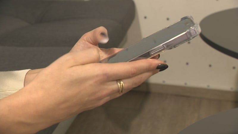 Žaloba za sdílení fotek bez souhlasu dítěte? Odborníci jsou pro, politici spíše proti
