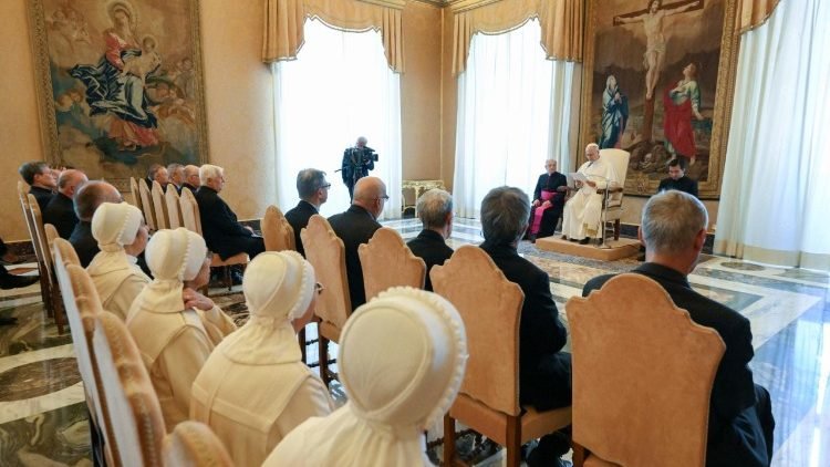 Pápež Lev XIV. prijal redakciu časopisu La Civiltà Cattolica: Vašou misiou je prenášať pohľad Krista na svet