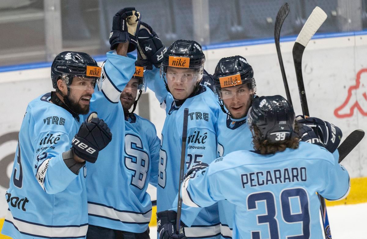 Slovan Bratislava potvrdil rolu favorita, nováčikovi z Prešova nedovolil streliť ani jeden gól