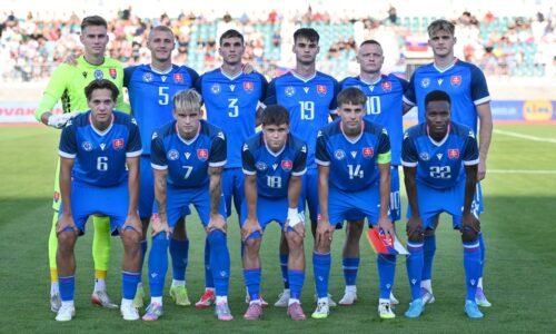 Tešiť môžu len body. Mladí Slováci odvrátili blamáž a v kvalifikácii sú stopercentní