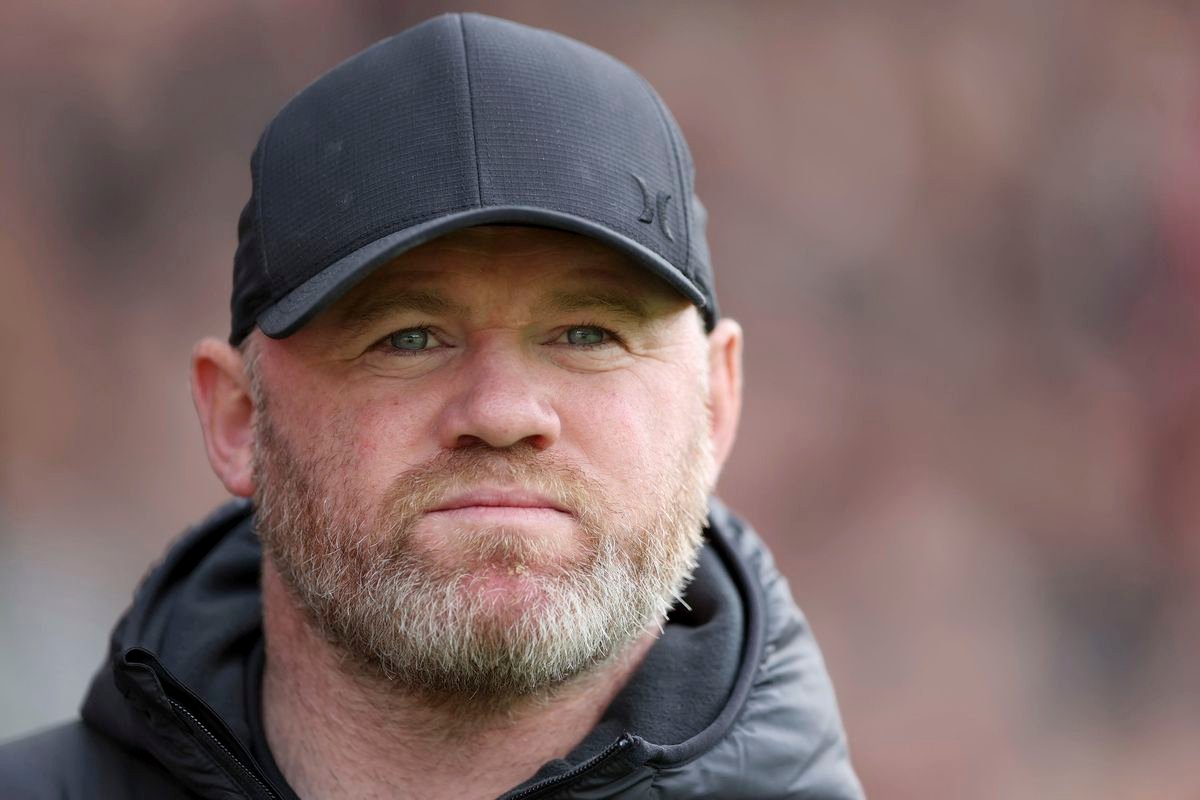 Kluby už boli na prestupe dohodnuté. Wayne Rooney prezradil, prečo odmietol Chelsea