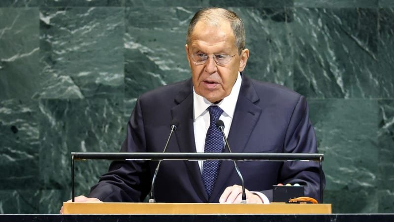 Lavrov opět pohrozil NATO a EU: Na agresi proti Rusku přijde odpověď, o tom nepochybujte Lavrov opět pohrozil NATO a EU: Na agresi proti Rusku přijde odpověď, o tom nepochybujte