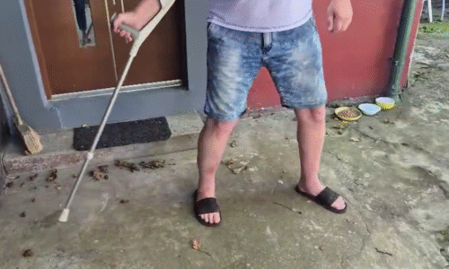 Útok holí na Babiše: Policie obvinila muže z výtržnictví a pokusu o ublížení na zdraví