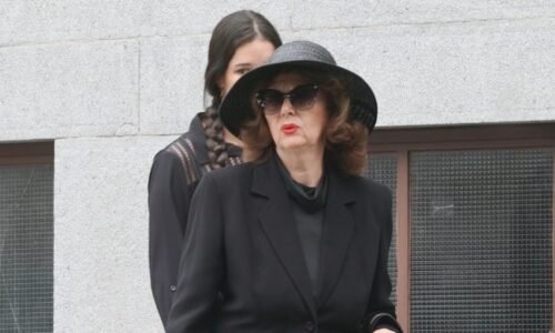 Saskia Burešová dala poslední sbohem milovanému manželovi. Byla s ním 55 let
