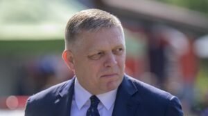Robert fico: eú sa izolovala tým, že odmietla prísť do číny