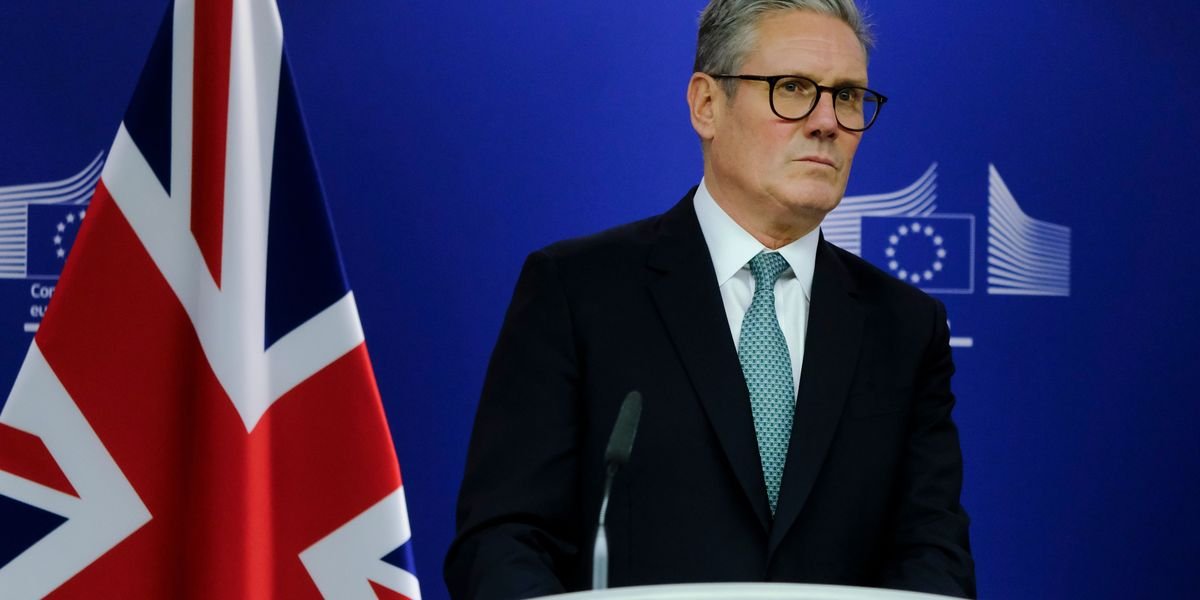 Responsible Statecraft: Británia je nepriamo podriadená Izraelu prostredníctvom závislosti od USA