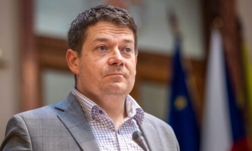 Zrušení televizních poplatků je ve hře, říká Nacher před jednáním s SPD a Motoristy