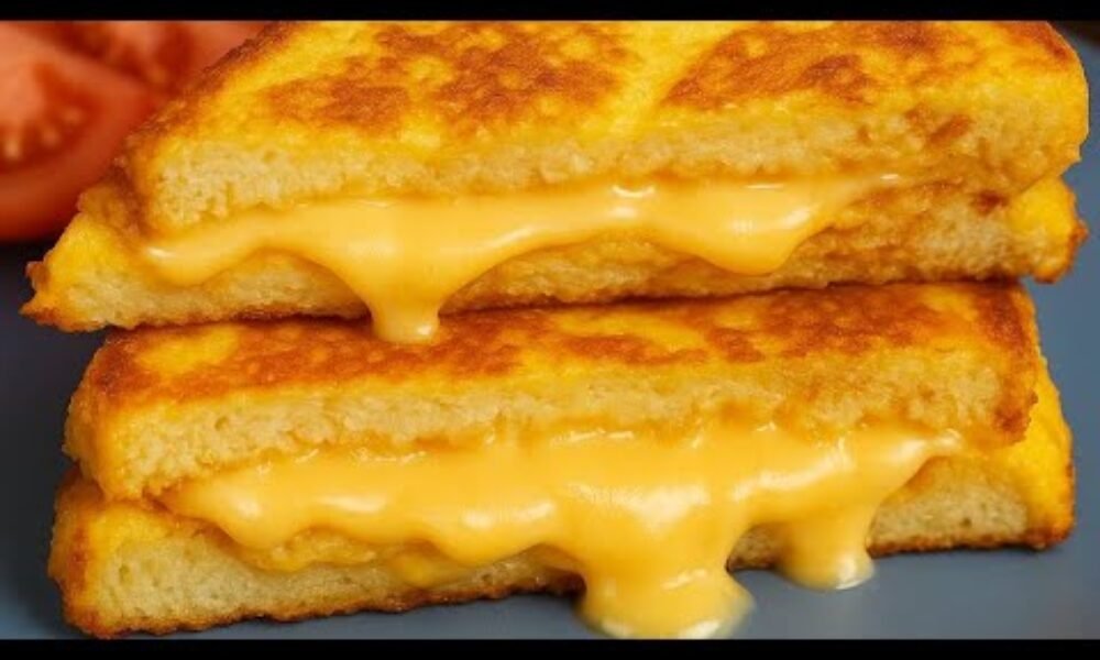 The Perfect Cheesy Melt Sandwich 🍞🧀 Cooking video