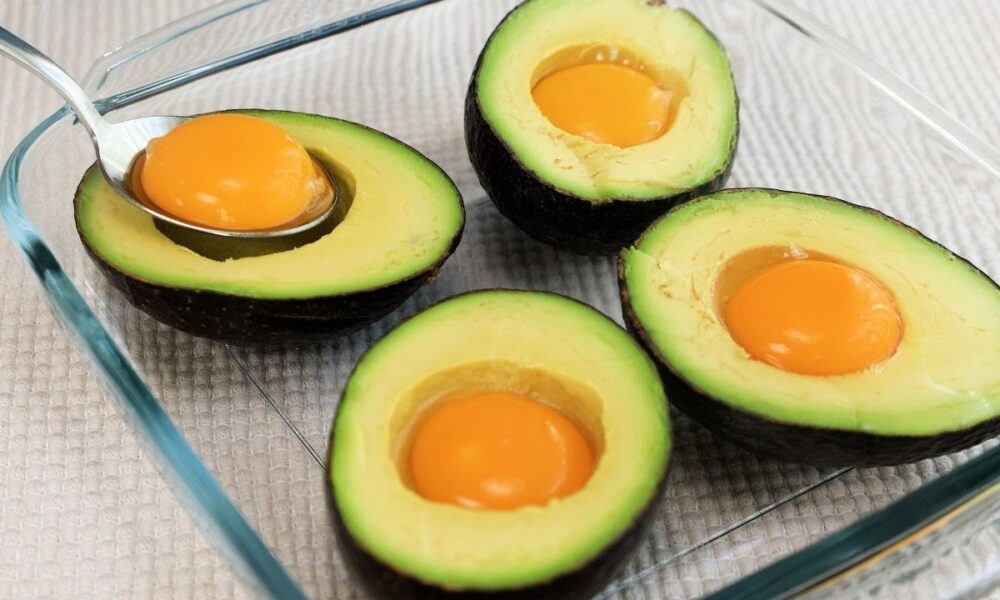 I have never had such delicious avocados! 2 Easy Avocado Egg Breakfast Recipes