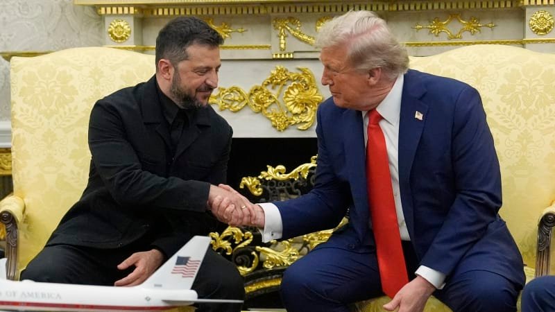 Zlom ve válce. Trump povolil, USA cíleně pomohou Ukrajině s údery hluboko do Ruska Zlom ve válce. Trump povolil, USA cíleně pomohou Ukrajině s údery hluboko do Ruska