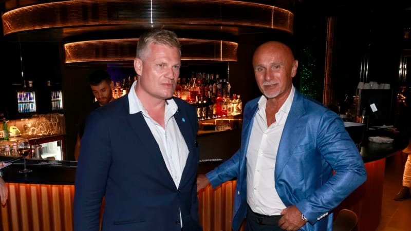 S Krejčířem hrával squash, v garáži parkuje luxus. Kdo je mecenáš Motoristů Richard Chlad? S Krejčířem hrával squash, v garáži parkuje luxus. Kdo je mecenáš Motoristů Richard Chlad?