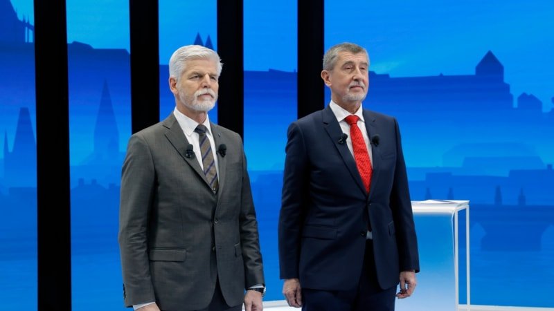 Jednání Babiše a Pavla o vládě: Řešit budou program, přijít může na Turka i obranu pro SPD Jednání Babiše a Pavla o vládě: Řešit budou program, přijít může na Turka i obranu pro SPD