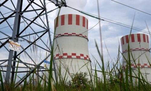 Jadernou elektrárnu v Rusku zasáhl ukrajinský dron, tvrdí Moskva. Měl narazit do chladicí věže