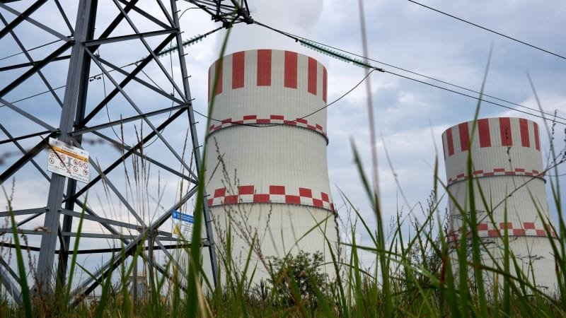 Jadernou elektrárnu v Rusku zasáhl ukrajinský dron, tvrdí Moskva. Měl narazit do chladicí věže Jadernou elektrárnu v Rusku zasáhl ukrajinský dron, tvrdí Moskva. Měl narazit do chladicí věže