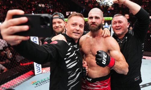 VIDEO UFC 320: Absolútny chaos! Procházka prehrával, potom rozpútal peklo a vypýtal si titul