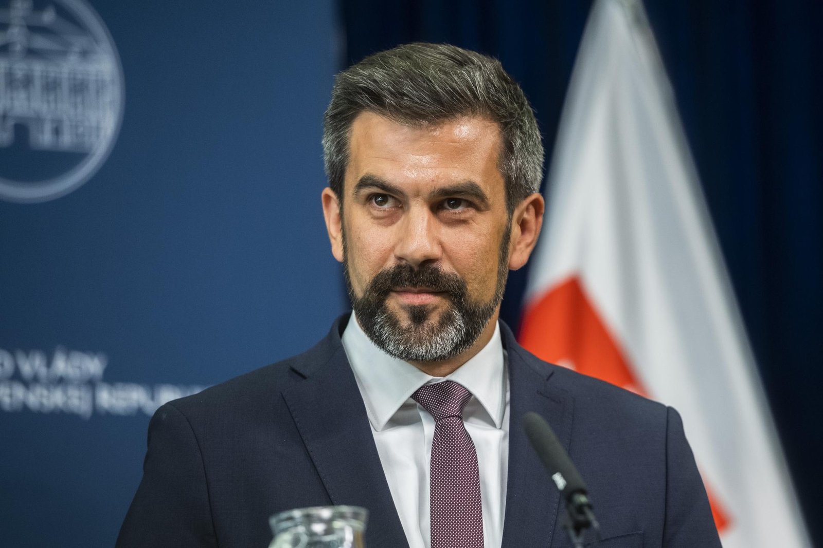 PS kritizuje rezort investícií za netransparentný nákup IT systémov. Štát ich nepotrebuje, tvrdí PS kritizuje rezort investícií za netransparentný nákup IT systémov. Štát ich nepotrebuje, tvrdí