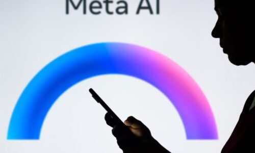 Pozor, co říkáte umělé inteligenci. Facebook poslouchá a konverzaci využije k cílení reklamy