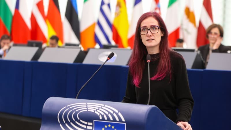 Hádka europoslanců s Číňany: Zpochybňovali existenci NATO, odpovědi mě šokovaly, říká Gregorová Hádka europoslanců s Číňany: Zpochybňovali existenci NATO, odpovědi mě šokovaly, říká Gregorová