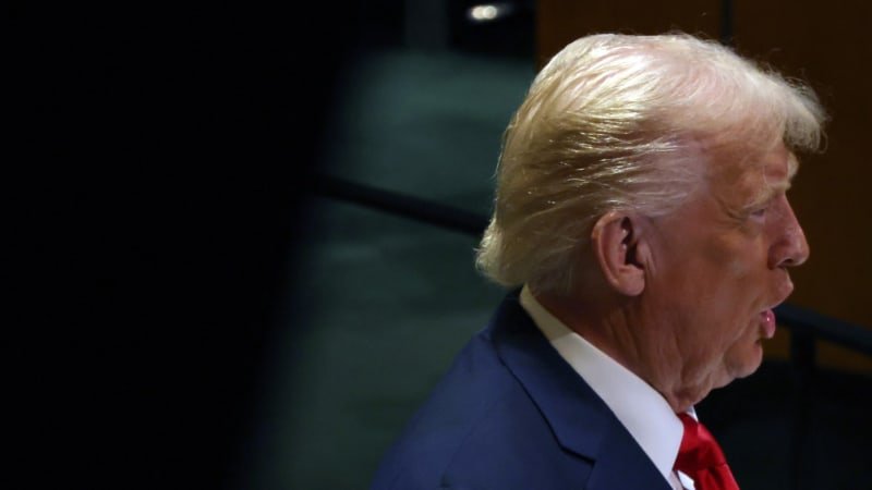NATO by mělo zvážit vyloučení Španělska, hrozil Trump. Finsku slíbil obranu před ruskou invazí NATO by mělo zvážit vyloučení Španělska, hrozil Trump. Finsku slíbil obranu před ruskou invazí