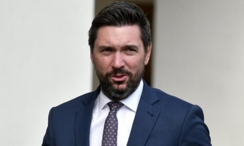 Sme nespokojní s vyčlenenou sumou pre poľnohospodárov z rozpočtu EÚ, tvrdí Takáč. Ukázal červenú čiaru Sme nespokojní s vyčlenenou sumou pre poľnohospodárov z rozpočtu EÚ, tvrdí Takáč. Ukázal červenú čiaru