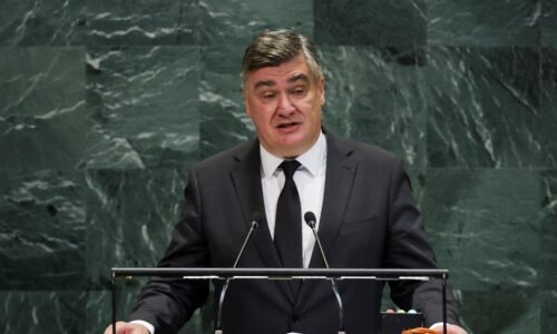 Chorvátsko obnovuje povinnú vojenskú službu pre mužov nad 18 rokov Chorvátsko obnovuje povinnú vojenskú službu pre mužov nad 18 rokov