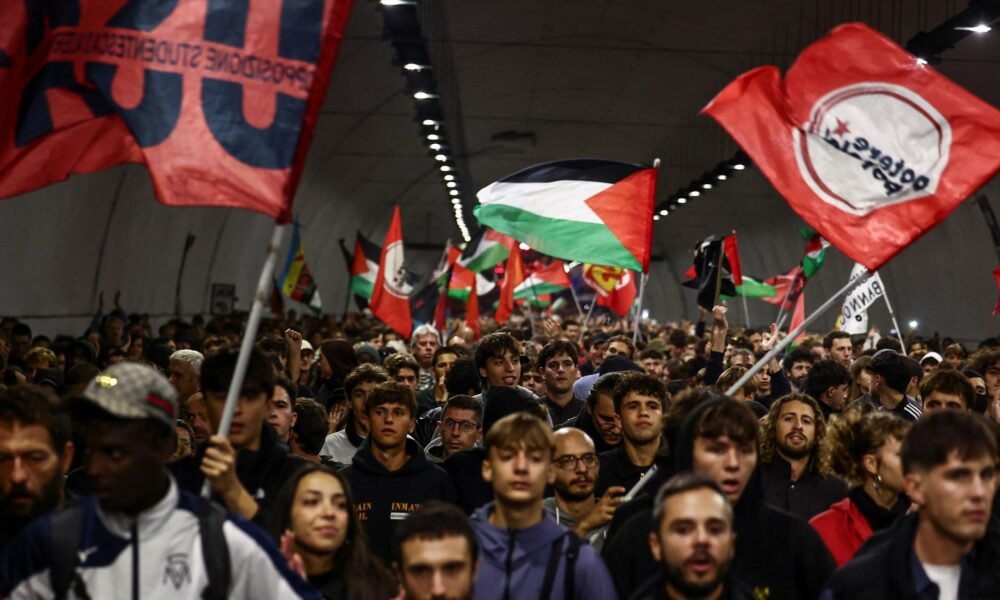 Talianske odbory na piatok vyhlásili generálny štrajk. Chcú ukázať solidaritu s flotilou pre Gazu