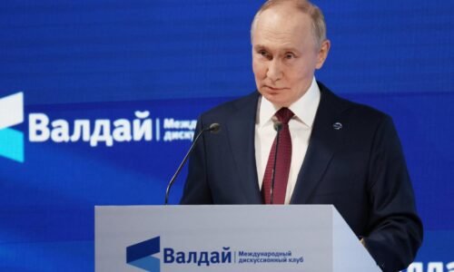 Európa sa hystericky militarizuje, ruský útok na NATO je nezmysel, tvrdí Putin. Snaží sa obnoviť vzťahy s USA Európa sa hystericky militarizuje, ruský útok na NATO je nezmysel, tvrdí Putin. Snaží sa obnoviť vzťahy s USA